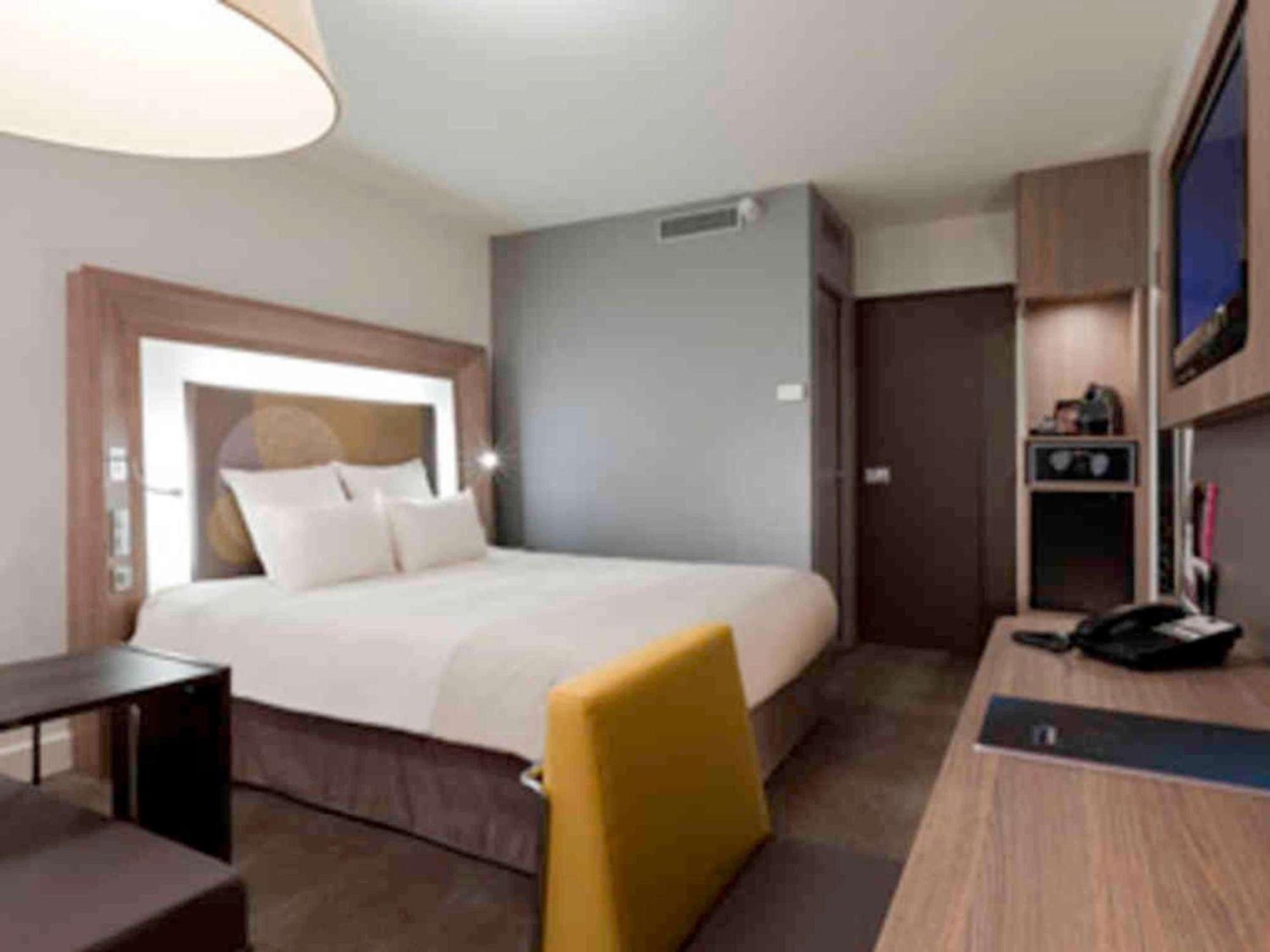 Novotel Paris Pont De 4*