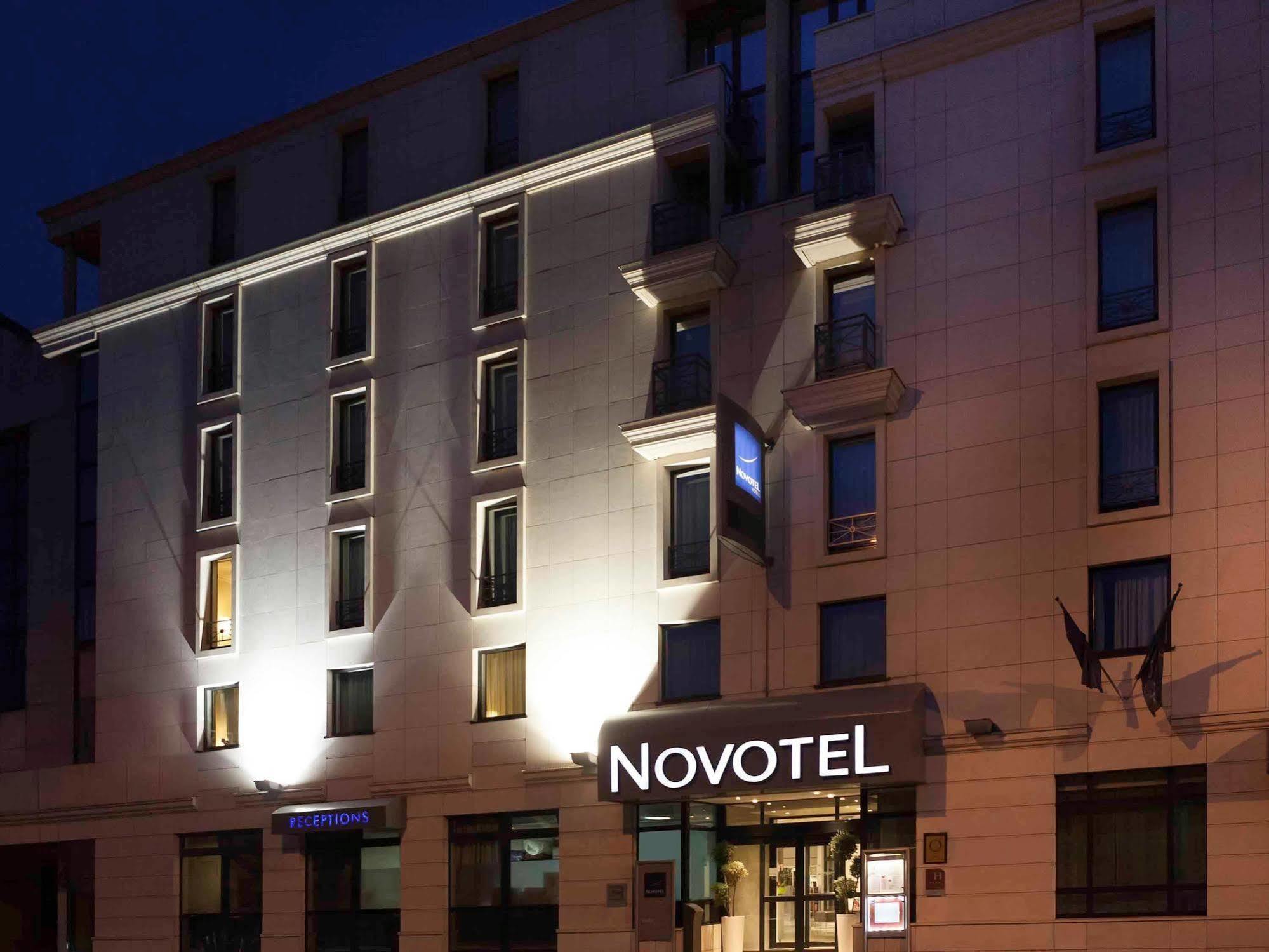 Novotel Paris Pont De Hotel 4*